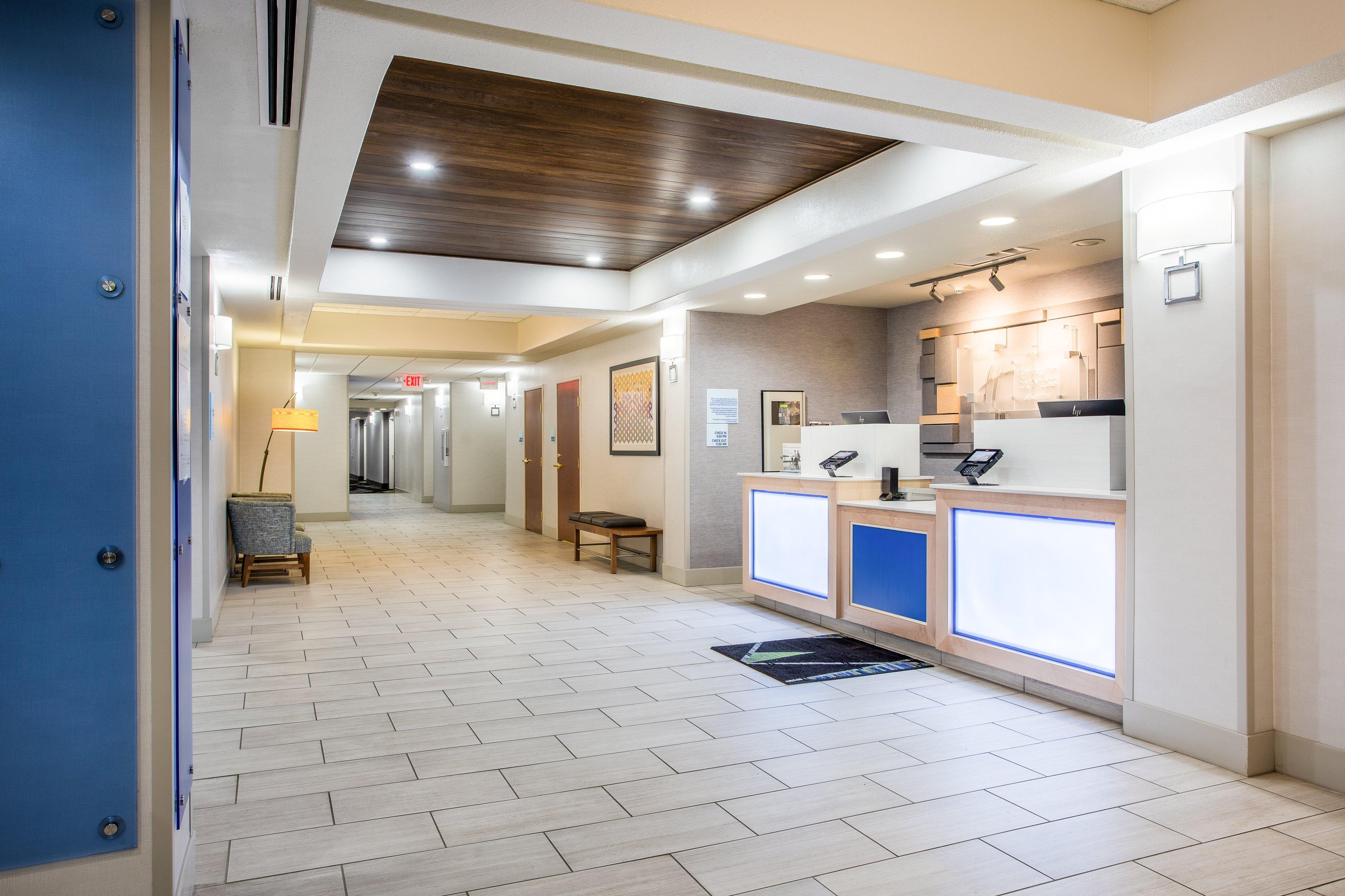 Holiday Inn Express Hotel & Suites Lewisburg By Ihg Extérieur photo